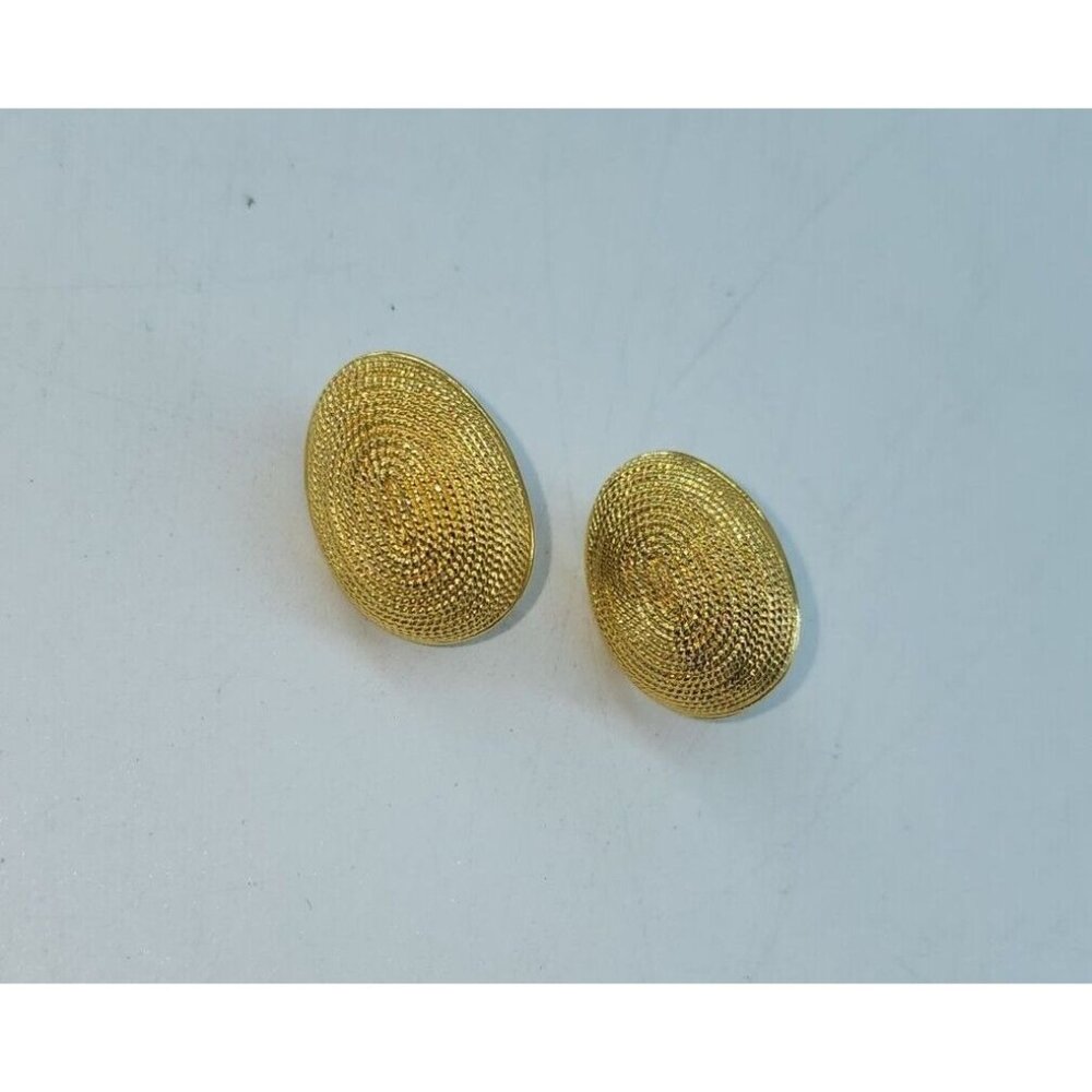 Vintage Signed Napier Gold Tone Domed Oval‎ Rope Clip Earrings Runway Statement